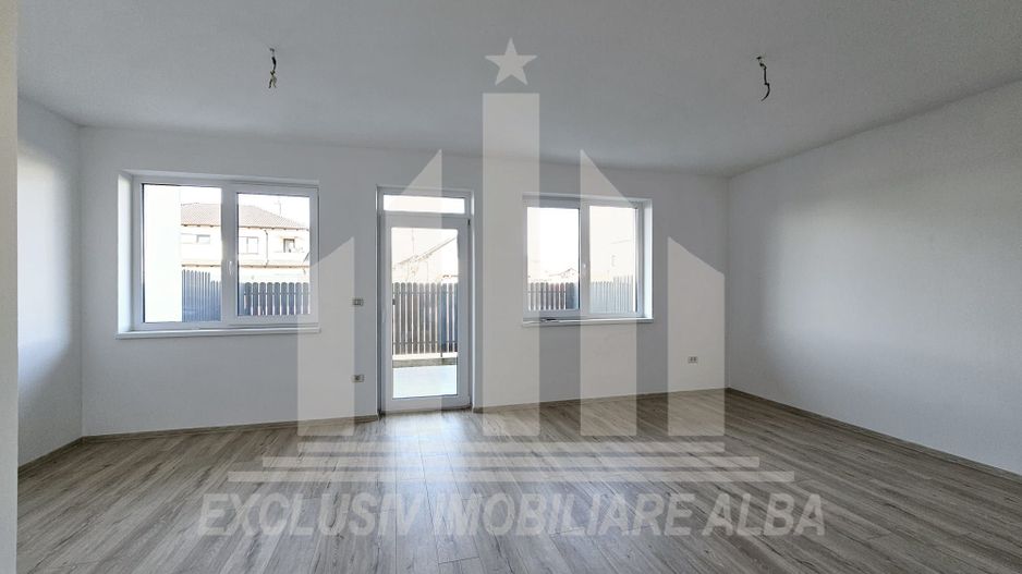 Casa insiruita de vanzare, Cetate - Poză 4