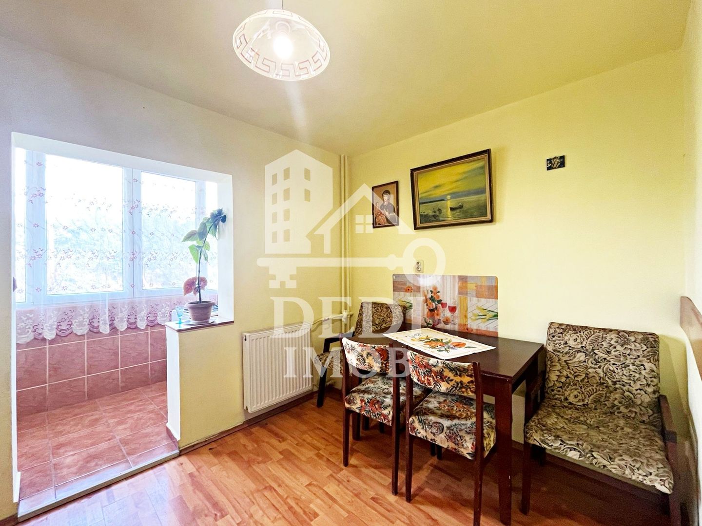 Apartament cu 3 camere de inchiriat, zona Rogerius, Oradea - Poză 7