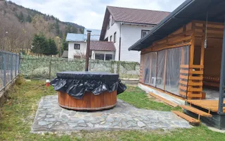 Casă individuală 5 camere de vânzare Rucăr Săticu de Jos Argeș - Poză 12
