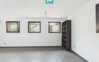 Clădire comercială în zona Grădiște - Poză 21