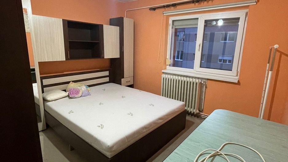 Apartament cu 2 de vanzare camere Alba Iulia - Poză 2