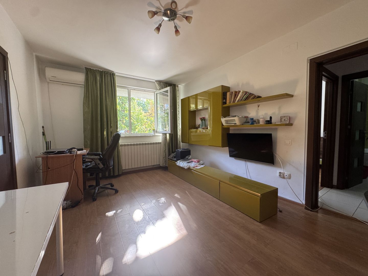 APARTAMENT 2 CAMERE | METROU | 1 MAI - Poză 2