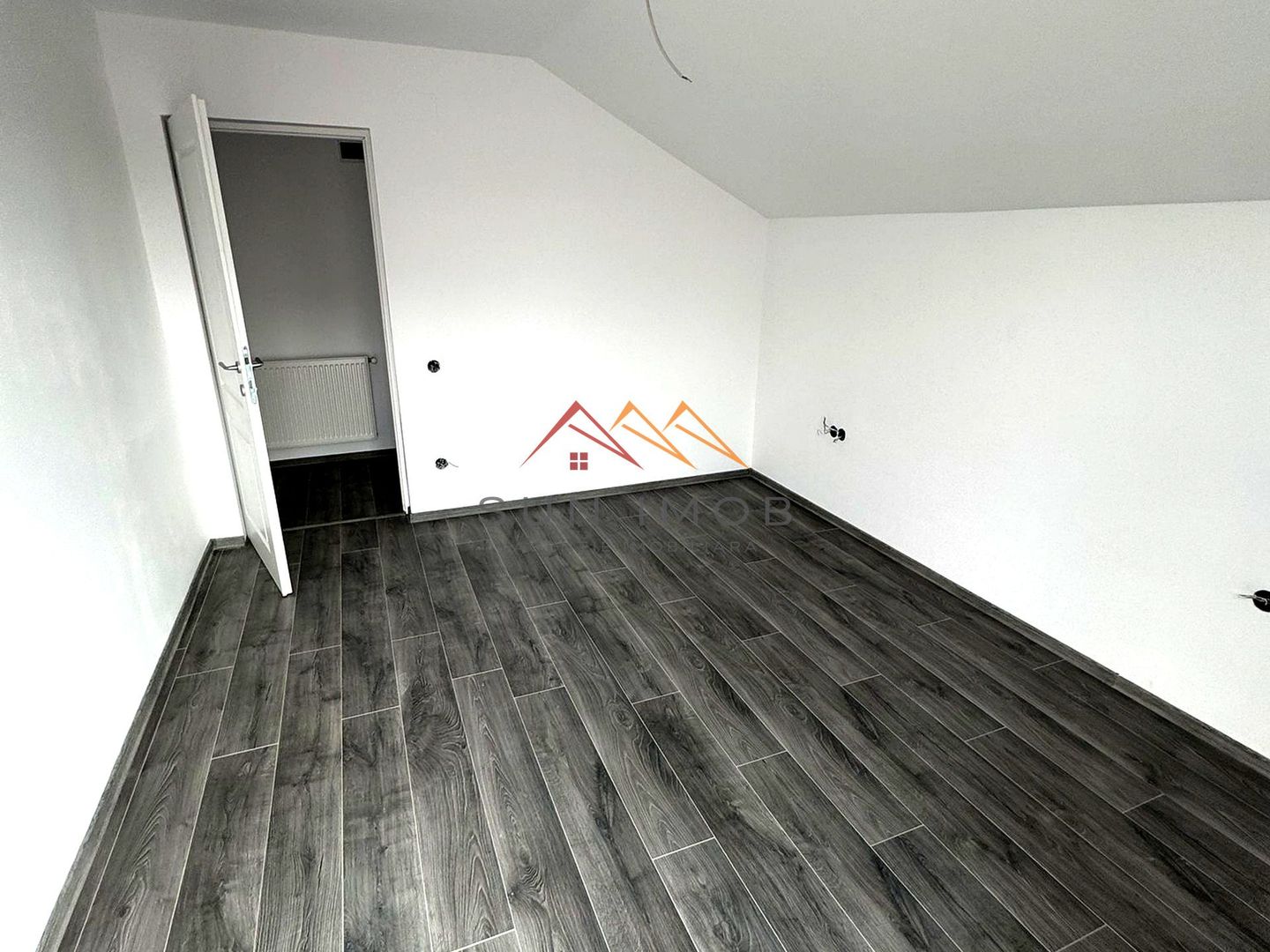 Casa noua, P+M, 4 camere, terasa, teren 550 m2, central, CORNU - Poză 14