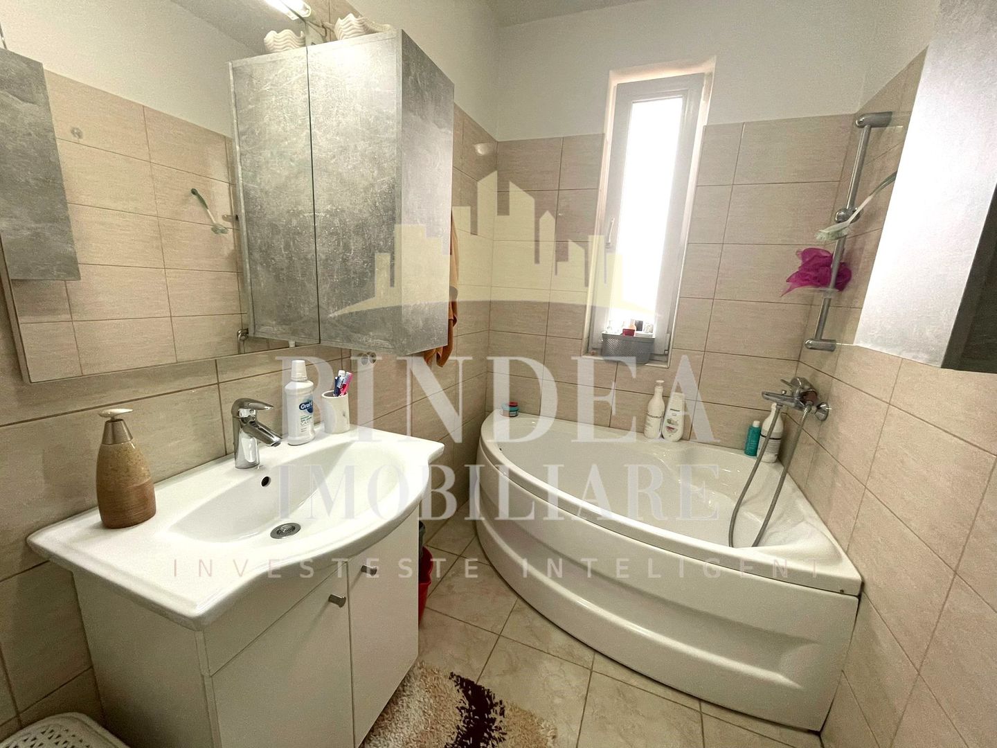 Apartament decomandat 36mp , etaj 1 Giroc- Esso, parcare proprie - Poză 8