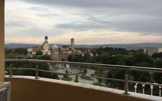 Apartament 4 camere in Cetate, de preferat pentru inchiriere pe termen lung - Poză 1