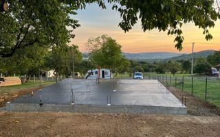 Teren cu autorizație , proiect și utilități trase, priveliște Bran Tohanita - Poză 2