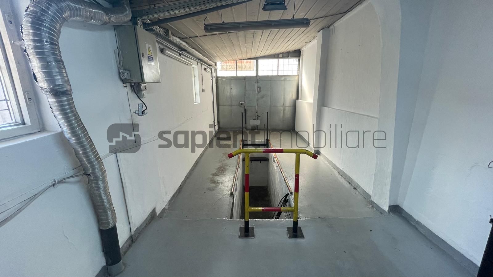 De închiriat: Spațiu comercial / atelier auto 64 mp - Poză 2
