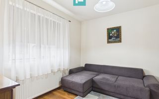 Casă cu 5 camere de vânzare în Curtici – spațiu, - Poză 8