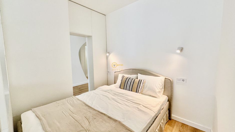 Garsoniera spatioasa LA CHEIE- Incalzire in pard, jaluzele electrice - Poză 3