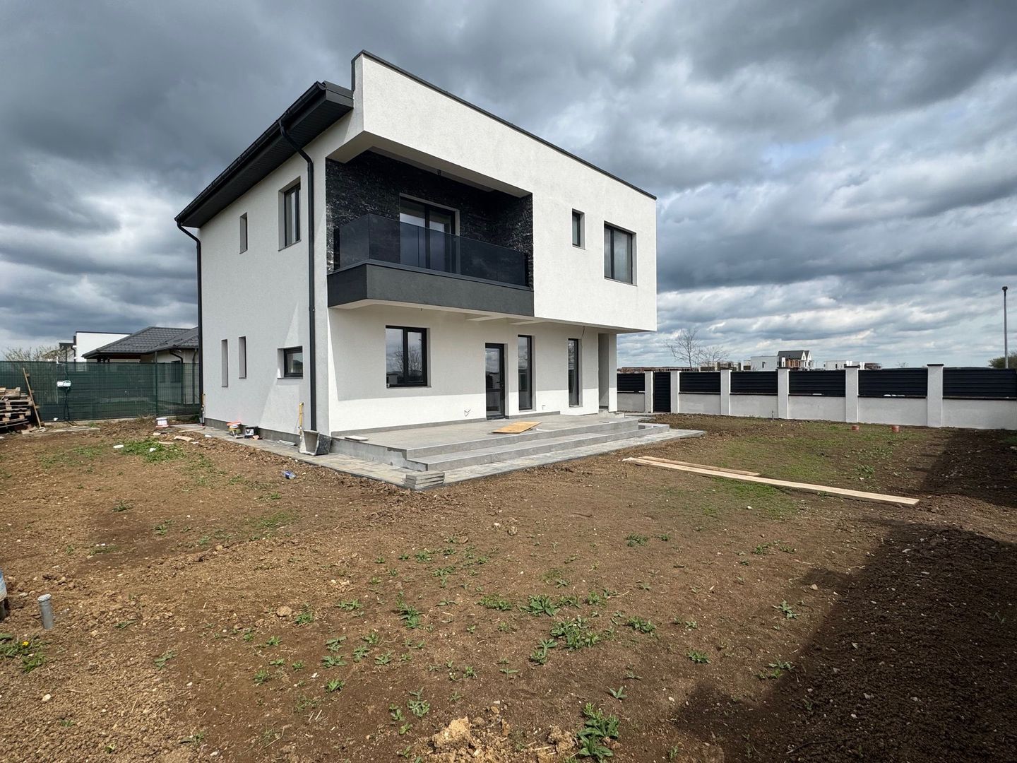 Vila Tunari MODERNA si spatioasa teren 500m, TOATE UTILITATILE - Poză 2