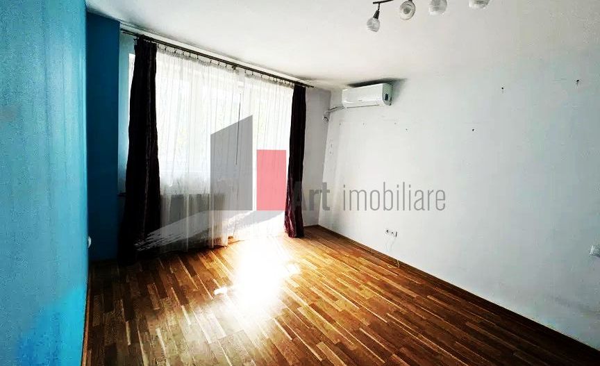 De vanzare apartament 3 camere zona Titan-Liviu Rebreanu - Poză 2