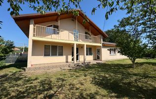 Casa de vanzare in Bogdanesti
