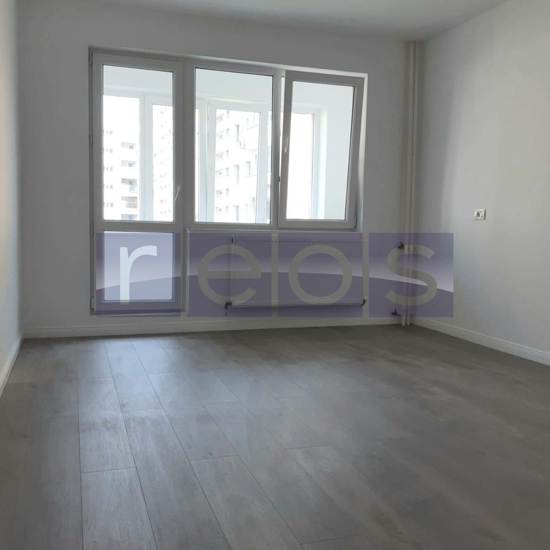 VANZARE APARTAMENT 53MP RENOVAT CU CENTRALA NICOLAE GRIGORESCU METROU - Poză 2