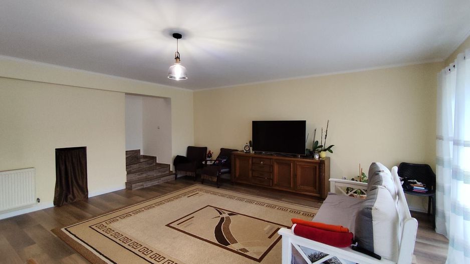Duplex  Finisat Borhanci, str Romul Ladea - Poză 1