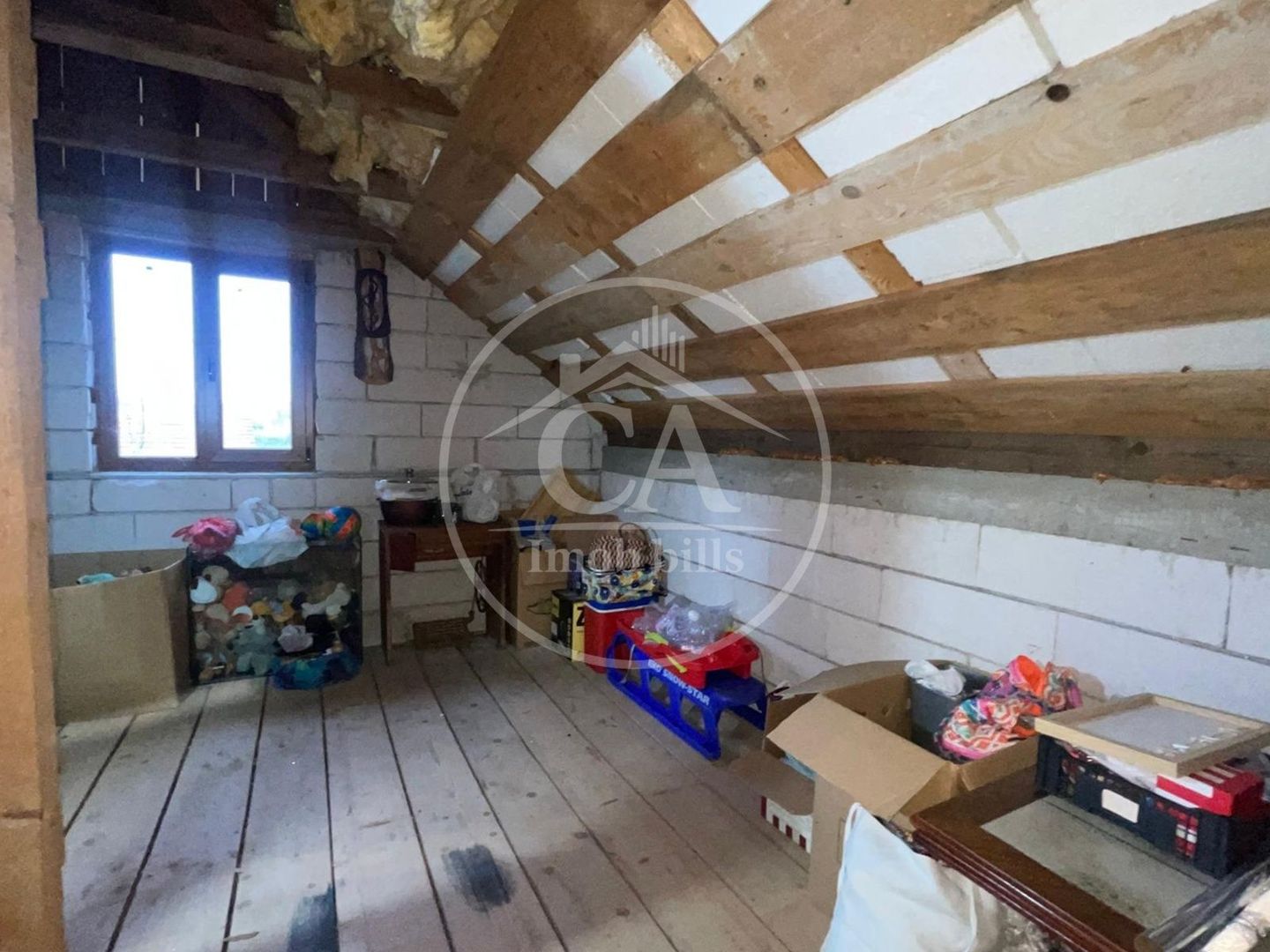 Casa de vânzare cu 7 camere in zona Nufarul, Oradea - Poză 24
