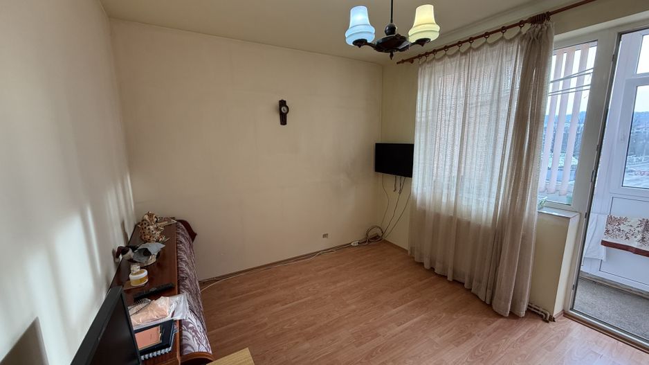 Apartament 3 camere 60 mp etaj 2 - Campina ,langa OMV - Poză 8