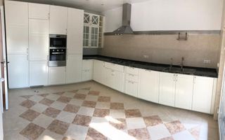 VILA CU 4 DORMITOARE IN COMPLEX REZIDENTIAL - Poză 2
