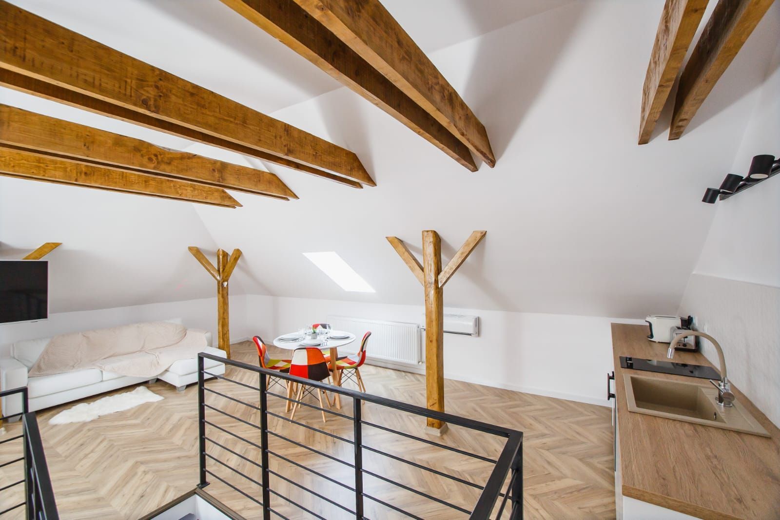 Chirie, 1 cameră, semicentral, Oradea. 450€/lună. Comision 0 - Poză 5