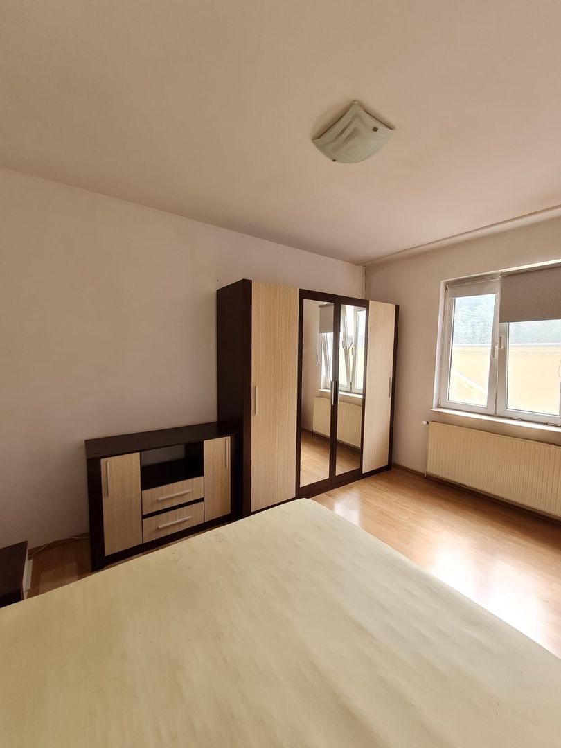 Casa cocheta zona Lipovei - Poză 21