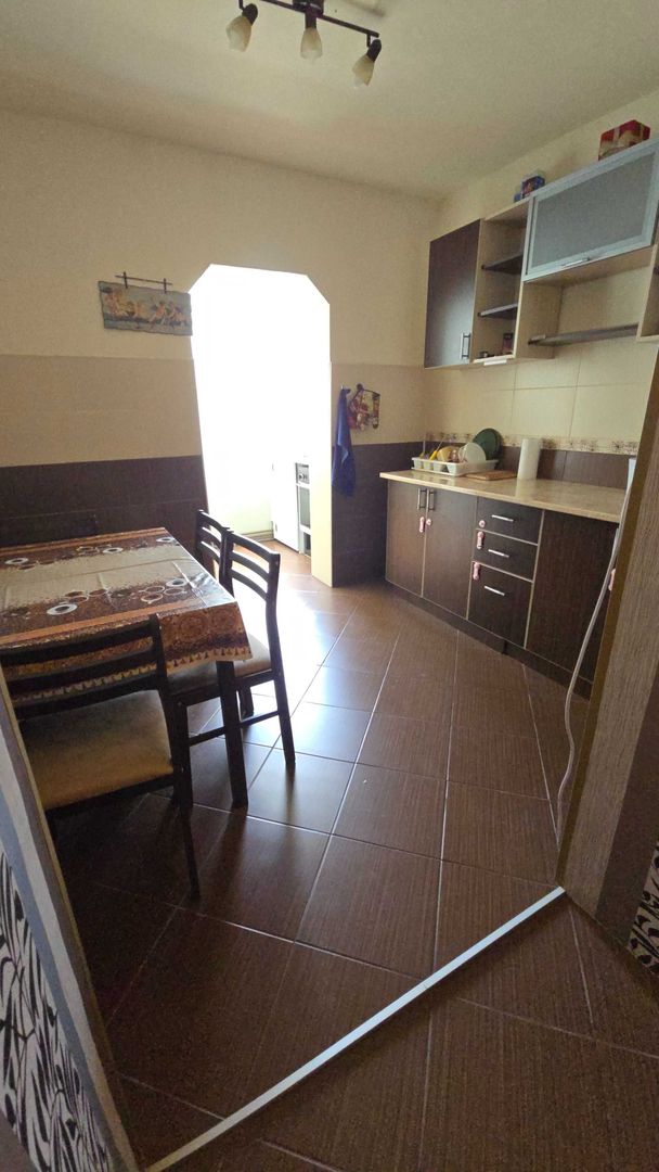 Girocului | 3 Camere | Etaj 1 | Centrala proprie | Aer conditionat | Disponibil - Poză 4