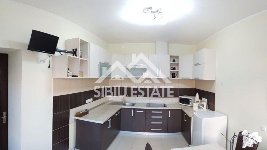 Casa tip duplex 5 camere 350 mp teren terasa cu zona gratar si pivnita - Poză 5