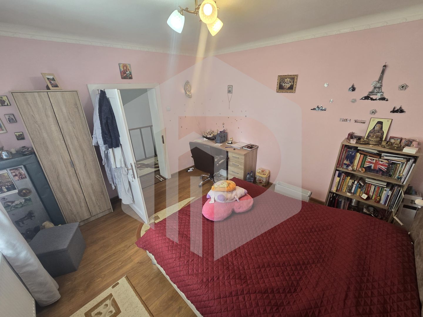 Casa 4 camere 1000 mp teren zona Subarini - Poză 5