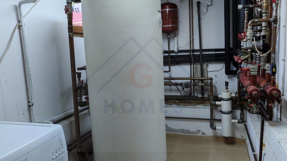 Casa spatioasa. Pretabil si pt. clinica, invatamant, camin varstnici. - Poză 39