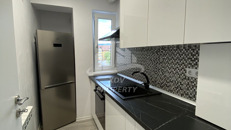 Apartament 2 camere renovat, mobilat ,utilat complet - Poză 9