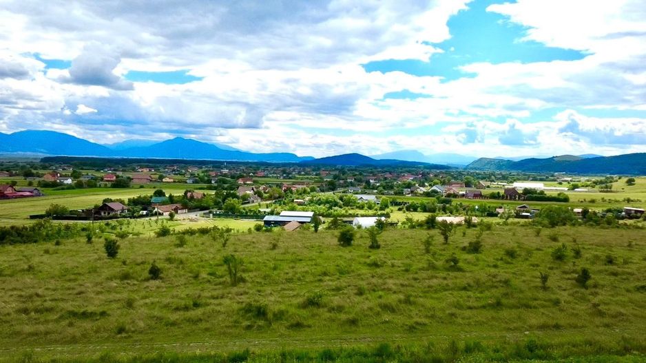 Lot intravilan de 854 mp situat în Hărman, zona Podul Olt - Poză 7
