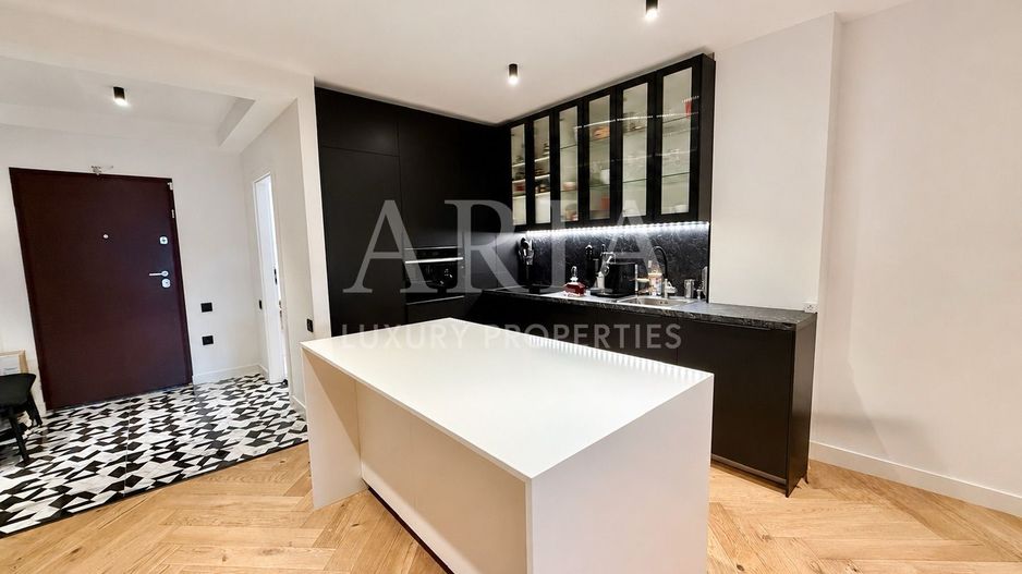 ELEGANT TOWNHOUSE | PRIVATE GARDEN | PANORAMIC TERRACES | - Poză 12