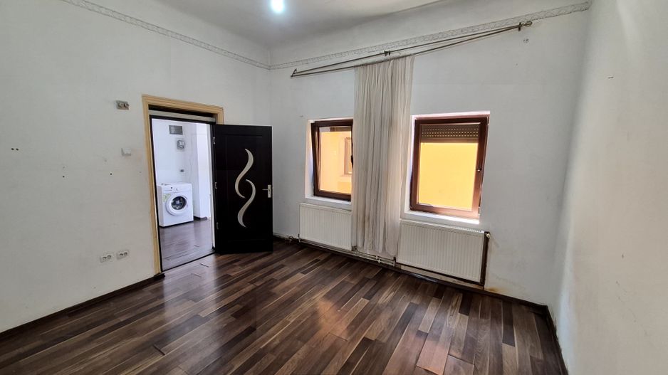 Casa Parter 43,40 mp + bucatarie anexa 13,40 mp - Parcul Carol - Poză 3