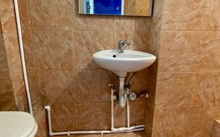 De inchiriat - Garsonieră 34 mp, Zonă Centrală - Poză 5