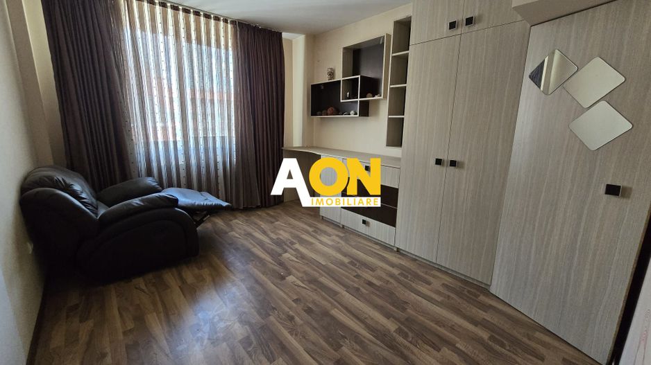 Apartament Zona Centru 3 Camere, cu Terasa 80mp - Poză 4