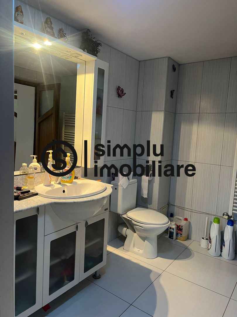 Vila S+P+1+M Lapus, str Paunitei - Poză 45