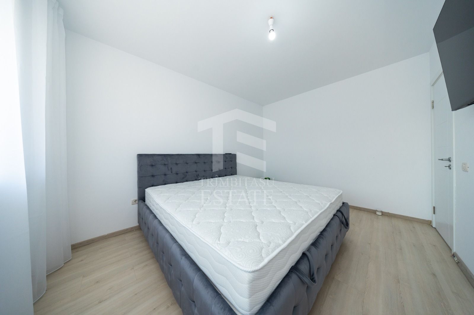 Subcetate|Coresi-Apartament 2 camere 60 mp+loc de parcare - Poză 14