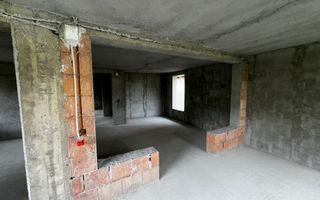 VILA 5 CAMERE, ZONA ULTRA CENTRALA, CAMPULUNG MUSCEL, TEREN 500 MP - Poză 8