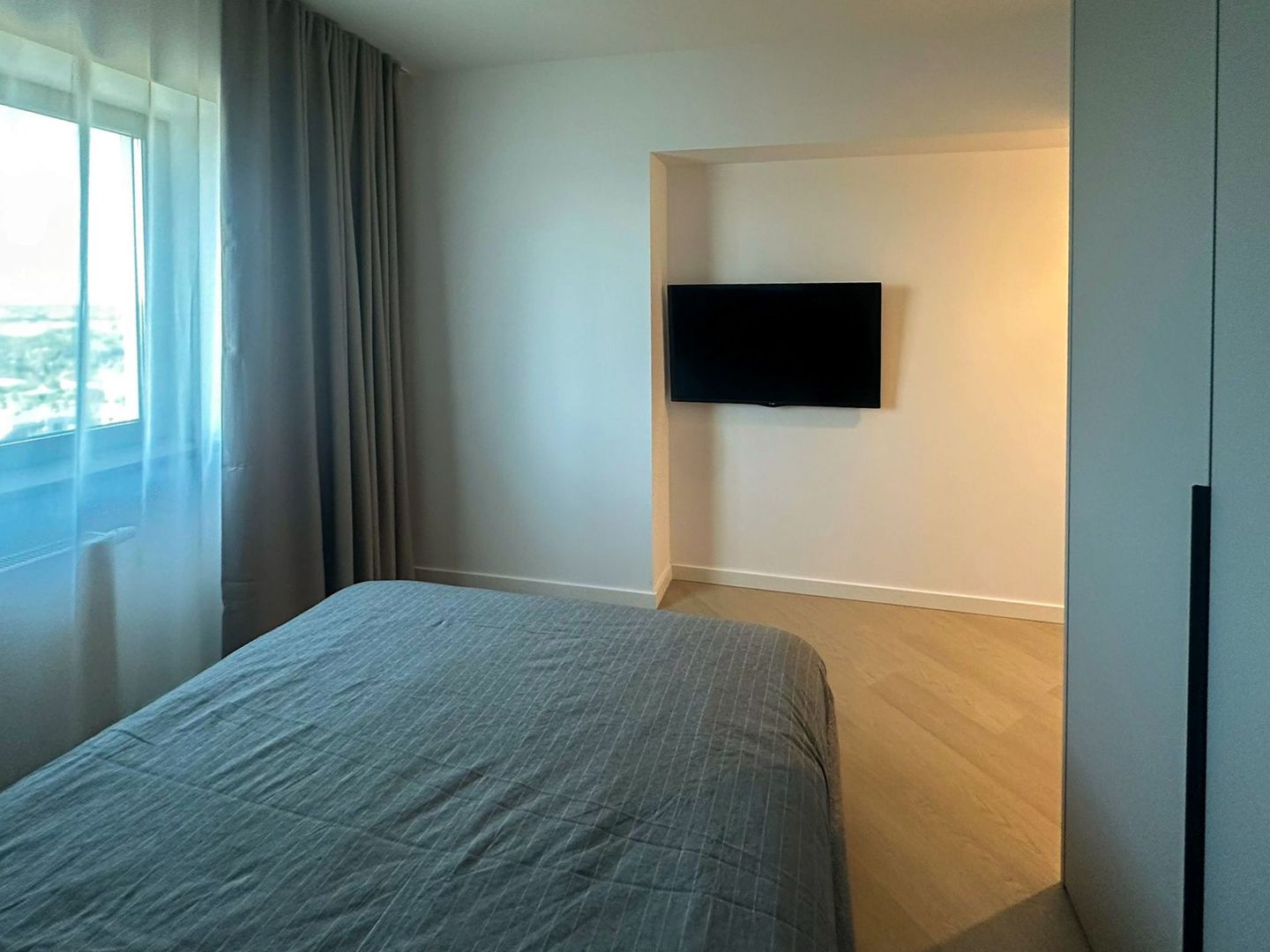 Chirie apartament 2 camere I Cortina North I  vedere liberă - Poză 10