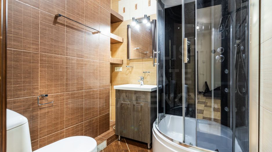 Vânzare apartament  142 mp, str. Valea Trandafirilor, Botanica - Poză 16