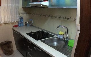 4 Camere | 2 Bai | Mobilat | CT | Localizat central | AC | Home office - Poză 5