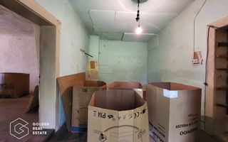 Casa cu teren de 1807 mp, Oras Lipova - Poză 4