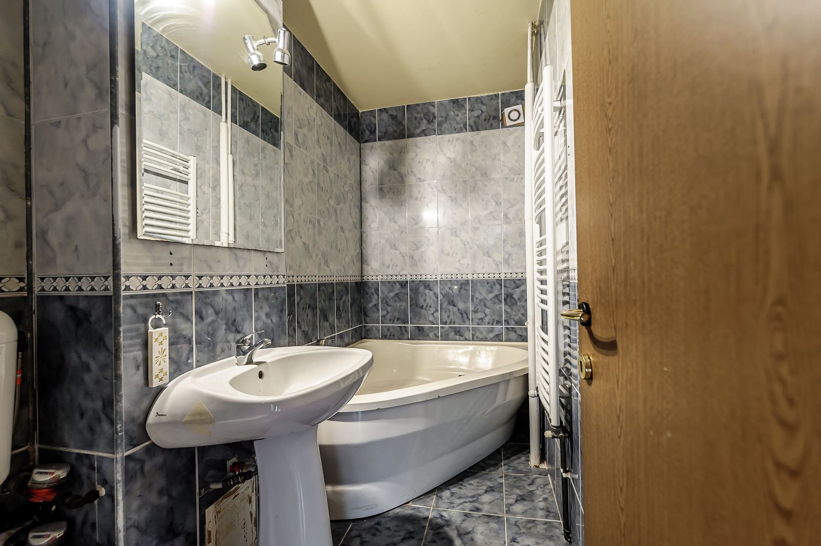 Apartament cu 3 camere etaj 3 zona Miorița, cartier Micalaca - Poză 6