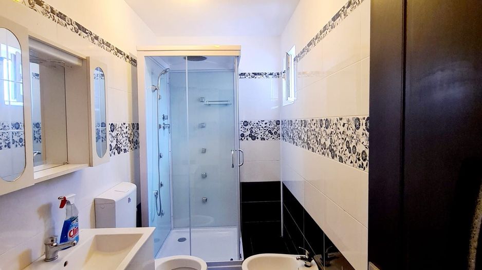 Apartament 3 camere de inchiriat / Zona Nord - Poză 4