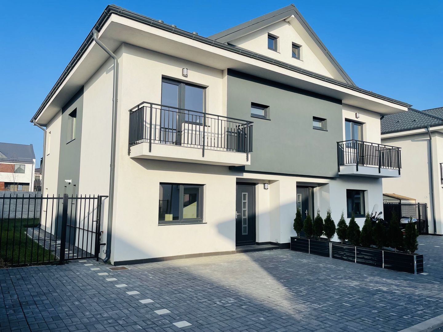 ULTIMELE vile Otopeni P+1+M, 160mp, MANSARDA, Utilitati 0% comision - Poză 1