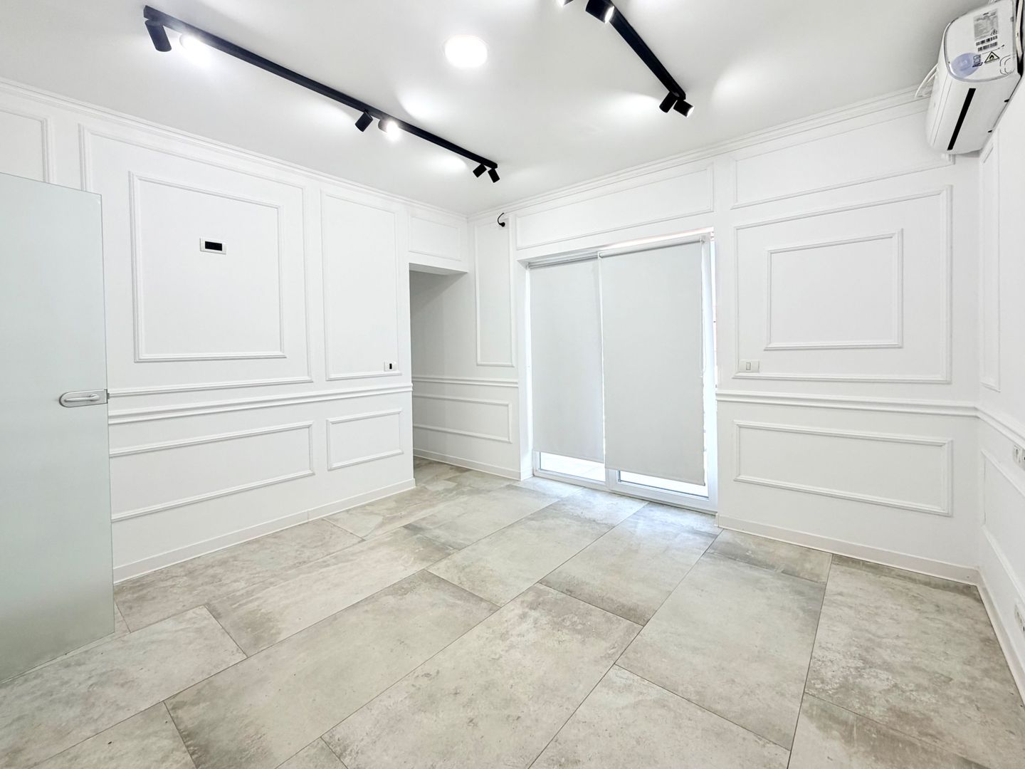 Casa individuală de închiriat - Giroc intrare - Poză 3