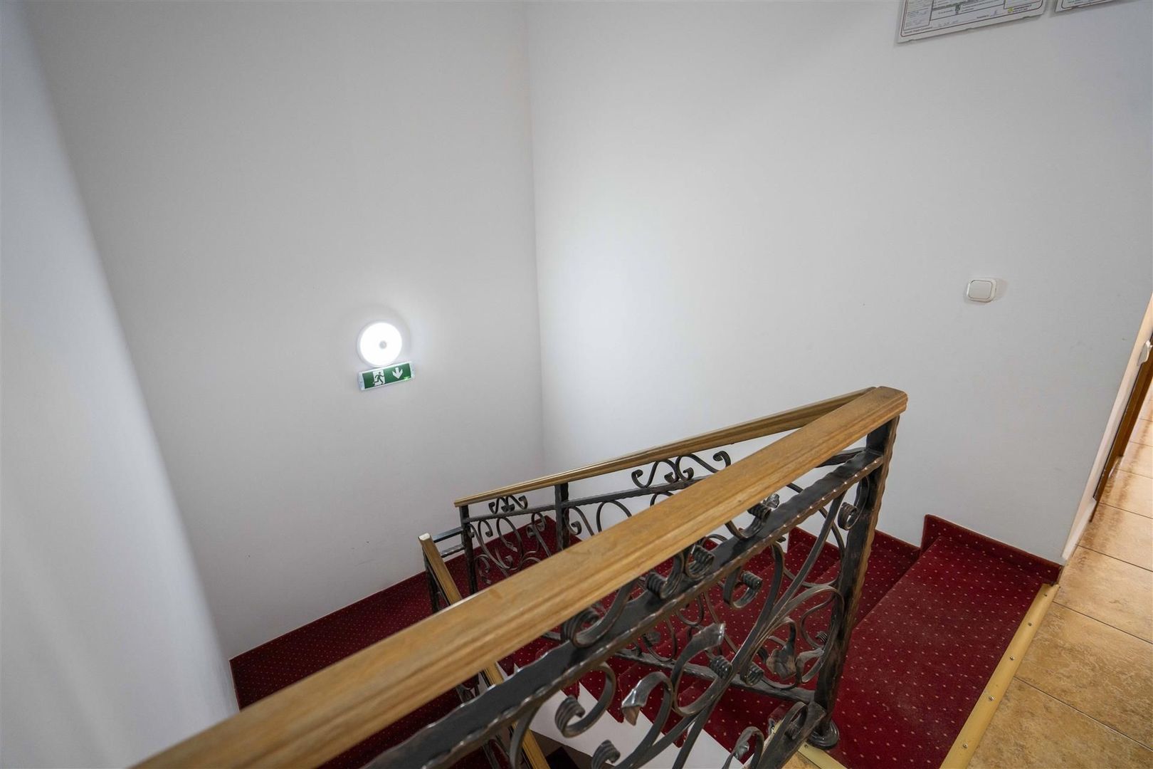 Pensiune turistica P+2E 17 camere Baile felix - Poză 14