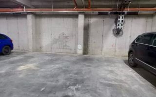 Apartament cu 3 camere – 13 Decembrie, Coresi la 5 minute pe jos. - Poză 17