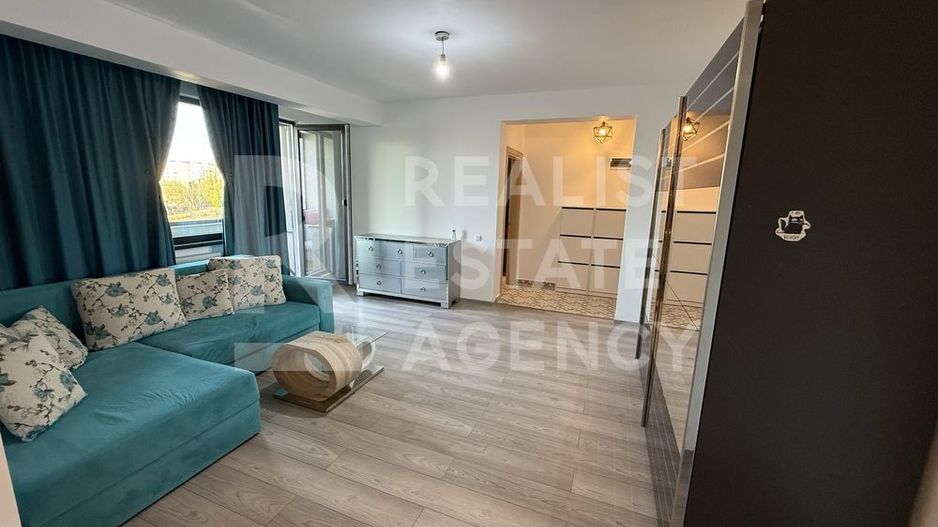 Vânzare, apartament 2 camere, zona Lujerului - Poză 1