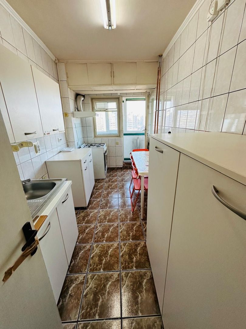 Apartament luminos 3 camere cu balcon generos Parcul Plumbuita - Poză 13