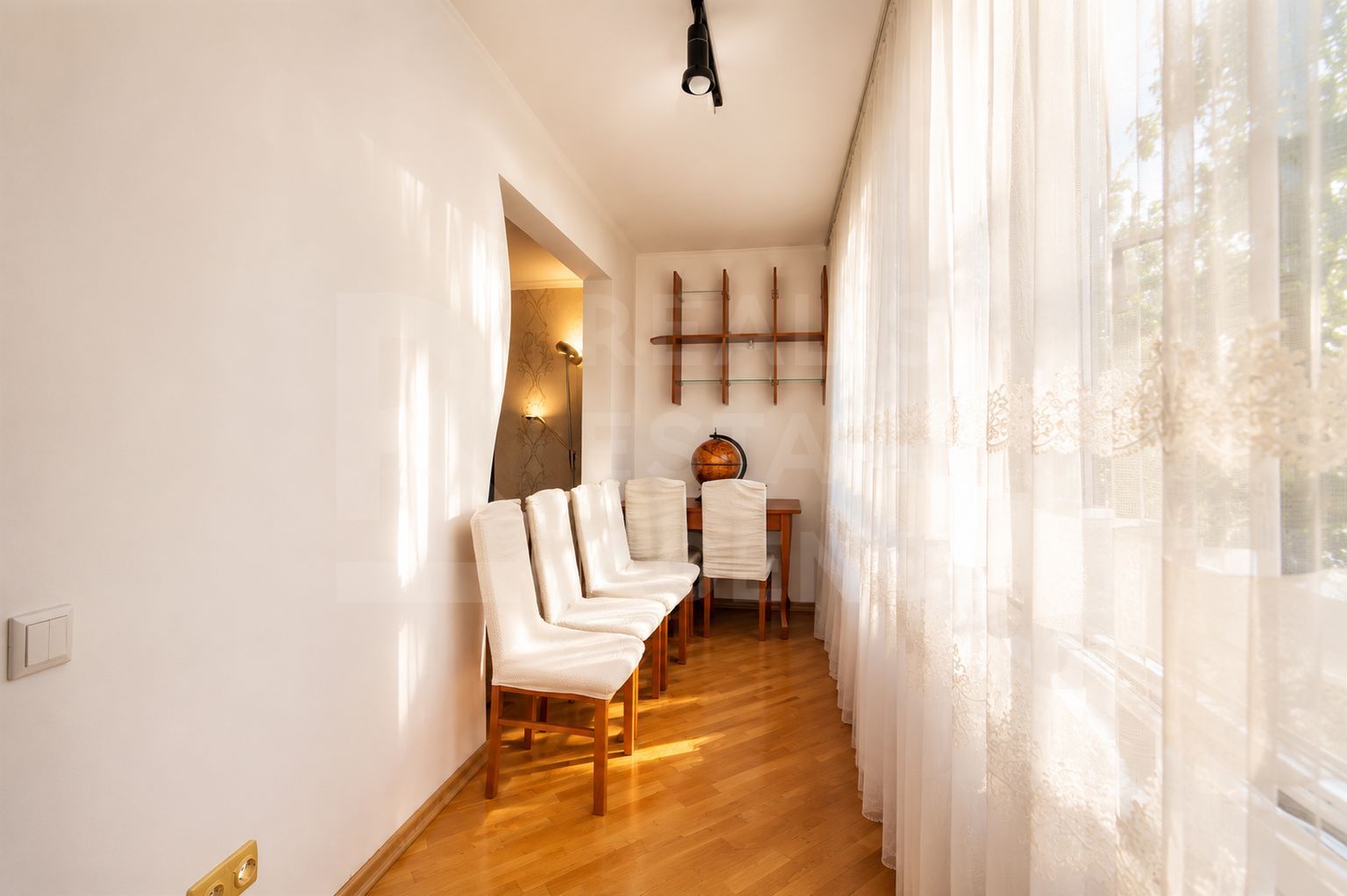 Chirie, apartament, 3 camere + living, str. Pușkin, Centru - Poză 5