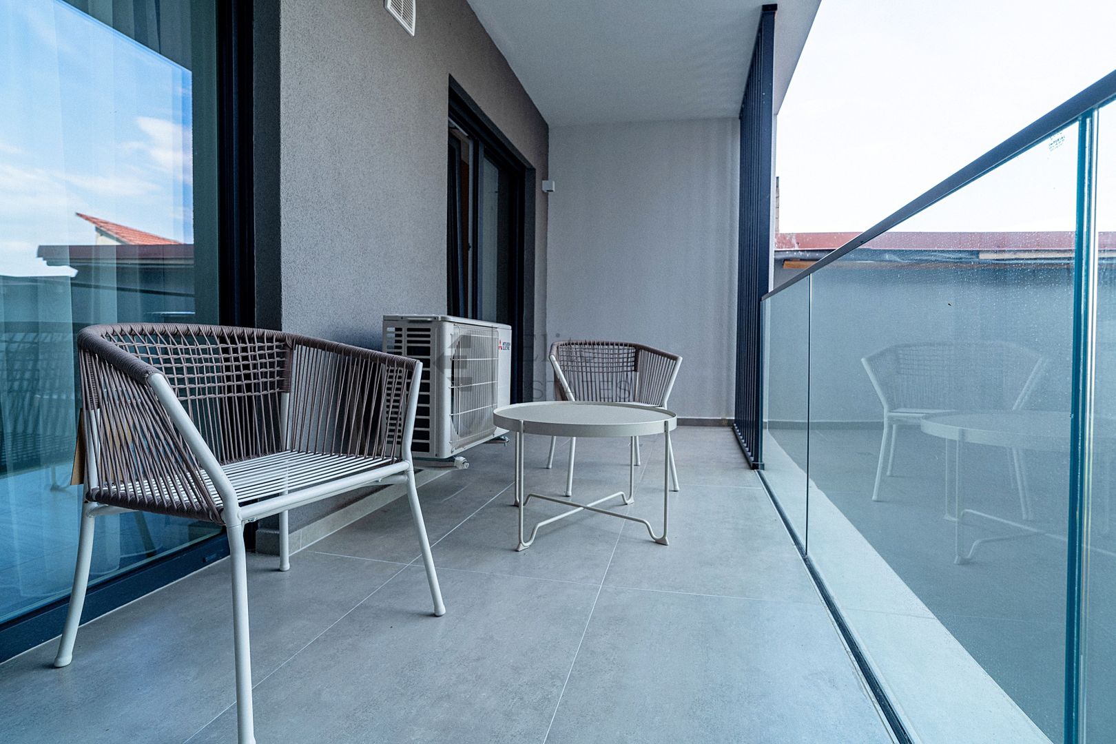 Apartament cu 2 camere de inchiriat EAS Residence Oradea - Poză 9